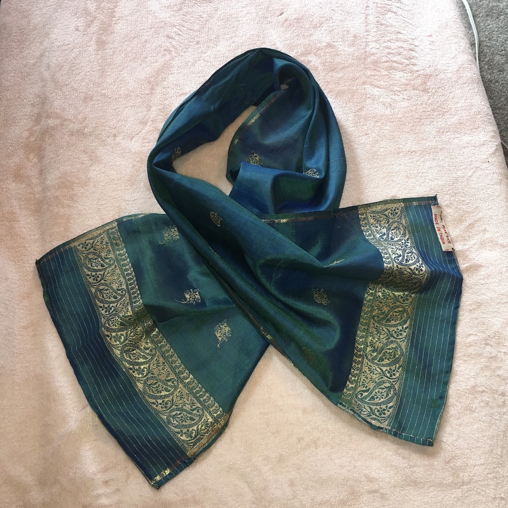 SILK SCARF